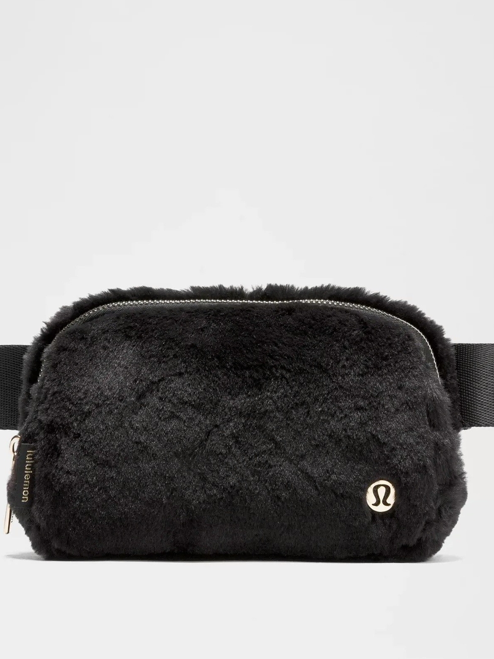 🆕️ Lululemon Black Plush Fleece Everywhere Belt Bag
